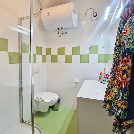 Auriga Apartamento *